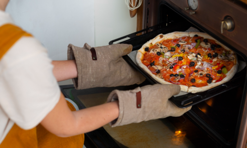 Upgrade Your Kitchen with Blackmoor Home’s Quality Cookware & Pizza Oven