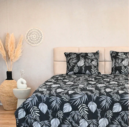 Black Leaves Duvet Set